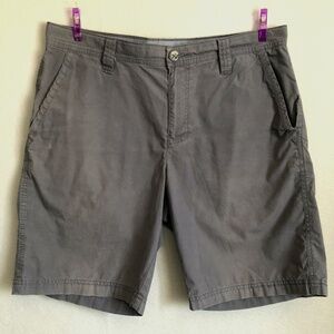 Columbia Men's Washed Out Shorts (32w)